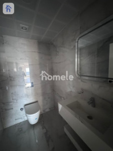 Stylish Rental Apartment in Prime Location Image 7