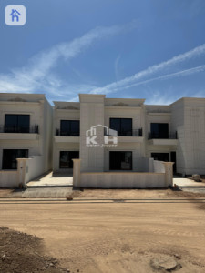 منزل عصري بـ 4 غرف نوم في قرية آرام 2 image 1