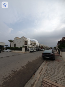 منزل 4 غرف نوم للإيجار في أربيل صورة 3