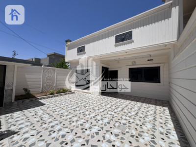 Modern Home for sale image 2