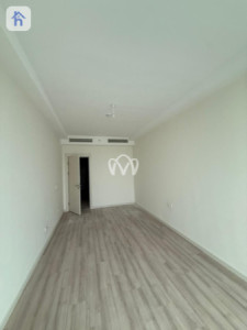 Internal View House Image 4