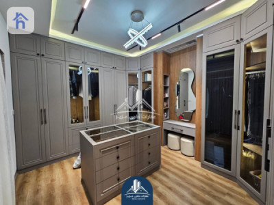 Twin House Image 12