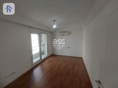 3 Bedroom Apartment for Rent image 2
