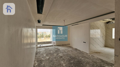 Apartment (12th floor) Image 4