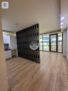 شوقەیەکی ستۆدیۆیی ئارام لە تاوەرەکانی ستار — 1