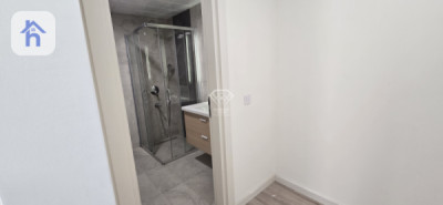 Cozy apartment in Empire Square Image 10