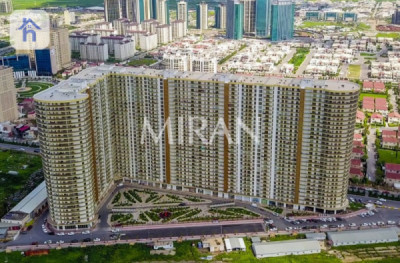 Modern Apartment in Roya Tower image 7
