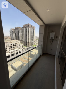 Modern 1 Bedroom Apartment in Boulevard Image 7