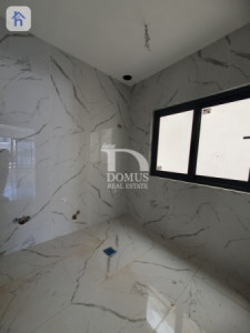 Commercial House For Rent Image 7