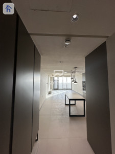 Modern 1-bedroom apartment with Gulan view Image 3