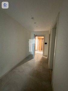 Centrally Located Apartment image 5