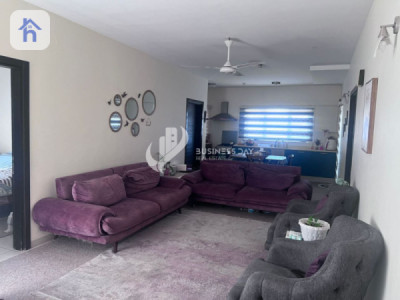Bright 3 Bedrooms Apartment with great layout image 1