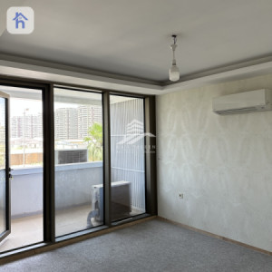 Spacious Apartment with 3 Bedrooms image 2