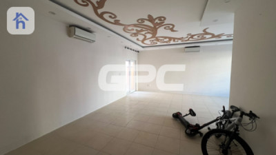 Luxurious 4-Bedroom Home for Rent image 3