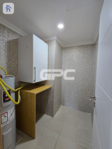 شوقەیەکی فراوانی چوار ژووری نوستن لە تاوەری ئەل ڕۆیا وێنە 8