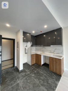 Stylish one-bedroom apartment for sale image 2