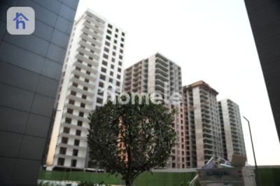 Elegant Marina Apartment for Sale — 1