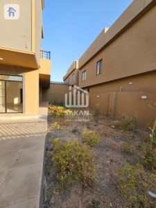 Two Floor House image 5