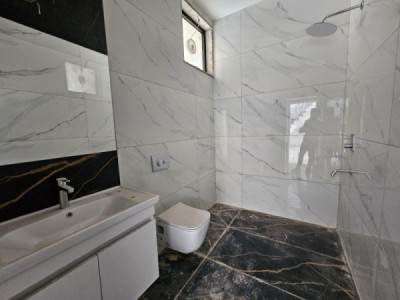 Spacious House with Modern Design Image 17