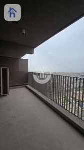 Modern and Spacious Apartment in Cavalli Tower Resim 19