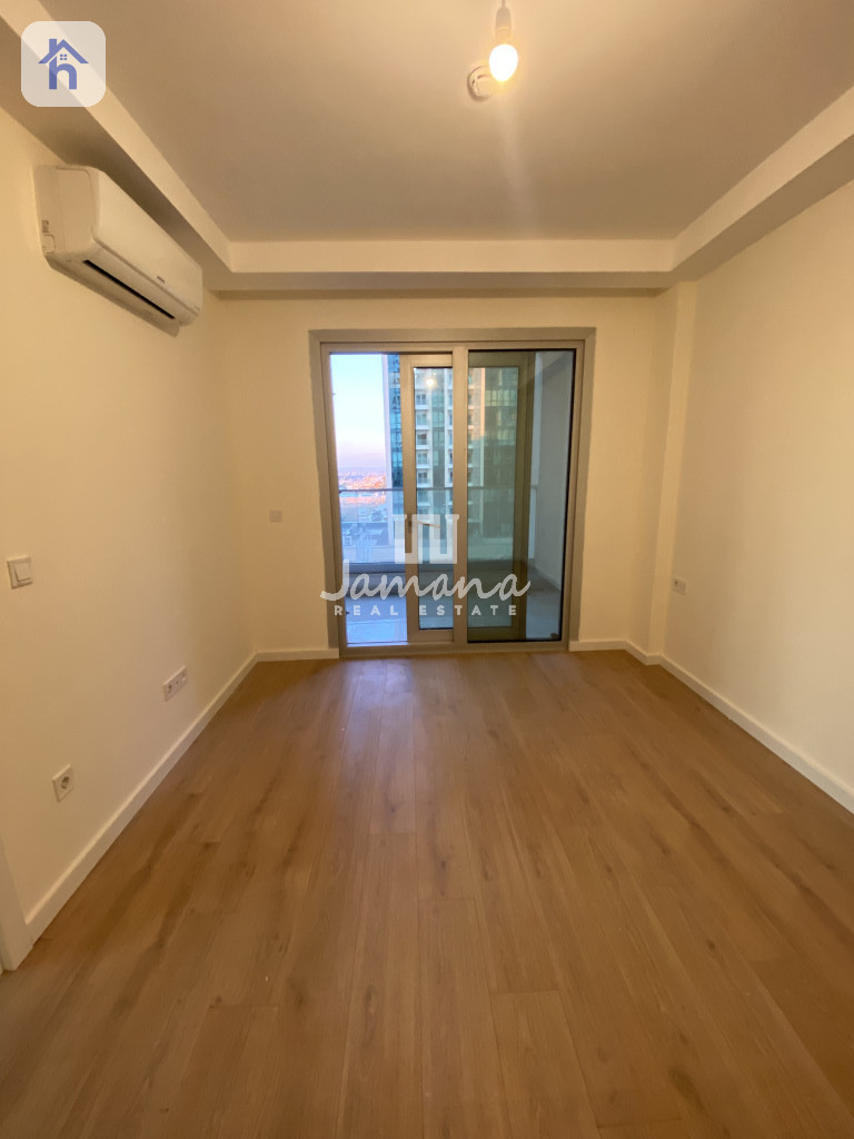 Cozy 1 Bed Apartment Image 2