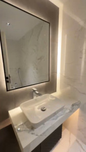 Modern Apartment in Prime Location image 13