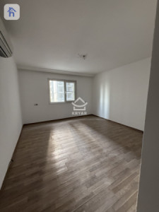 Garden View Apartment Image 4