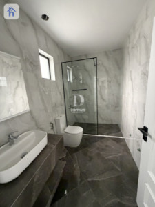 Corner Commercial House image 10