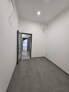 Corner Showroom image 18