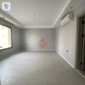 Modern apartment in prime location Resim 4