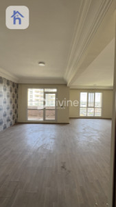 Modern Apartment image 3