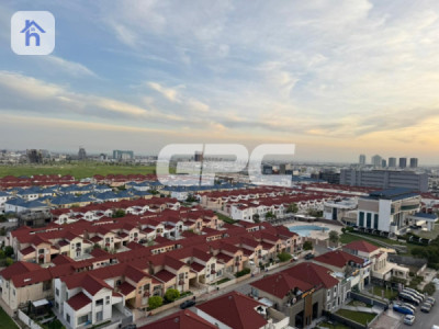 Spacious 3-Bedroom Apartment with Stunning Views Image 10