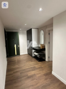 Spacious Apartment with Beautiful Views image 2