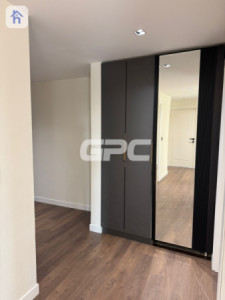 Spacious 3 Bedroom Apartment with View Resim 9