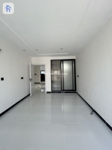 Modern House image 9
