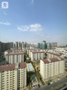Spacious 3 Bedroom Apartment in MRF 4 Towers Image 7