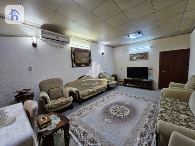 Spacious House with Multiple Rooms Image 9
