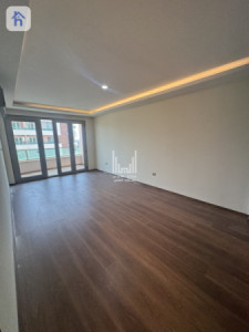 Luxurious 5-Bedroom Apartment in Erbil Image 7