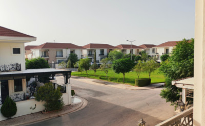 منزل عائلي 200م² image 1