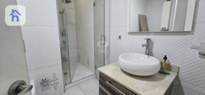 Cozy 1-Bedroom Apartment in Gulan Tower Image 7