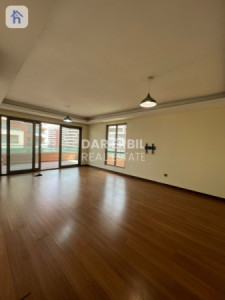 Stylish 2 Bedroom Apartment Image 4