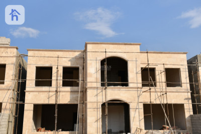 خانوویەکی فراوان لە گوندی ئیسپانی 2 image 1