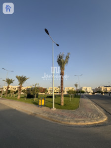 منزل فاخر بأربع غرف نوم للإيجار image 23