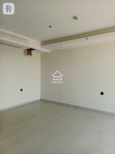 Spacious 4-bedroom apartment in Sky Towers Image 6