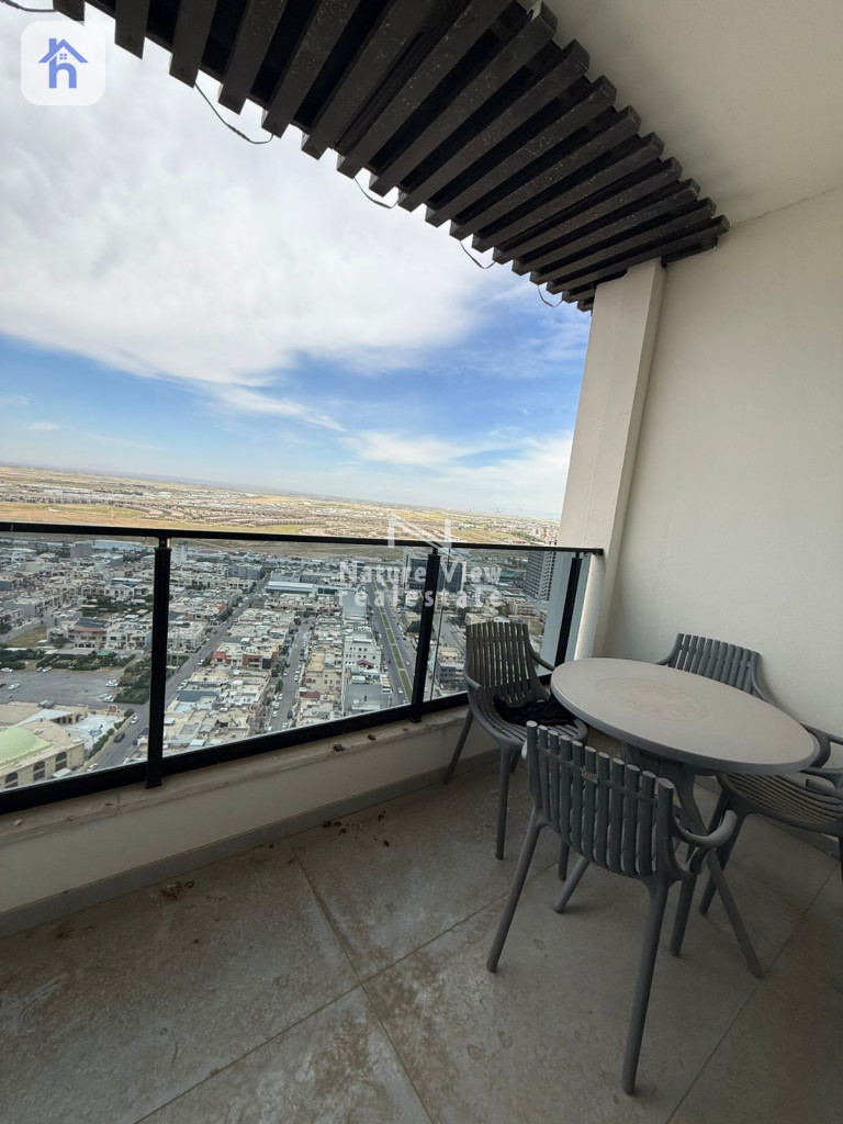 Modern 1-Bedroom Apartment in Prime Location Resim 9