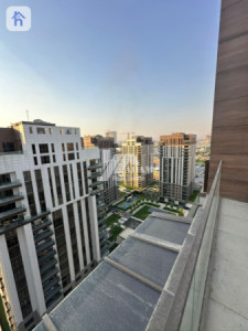 شقة واسعة مع مناظر خلابة image 19