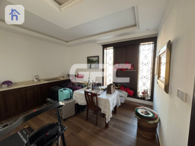 Corner House Image 14