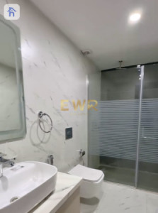 شقة واسعة في سكاي تاور للإيجار image 12
