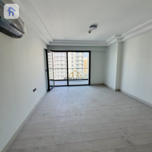 Elegant one-bedroom apartment image 2