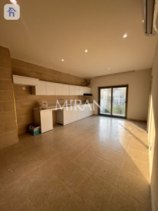 Large House with Multiple Rooms image 5